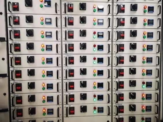 中建技運(yùn)維團(tuán)隊(duì)助力蘭州人行，順利完成機(jī)房搬遷